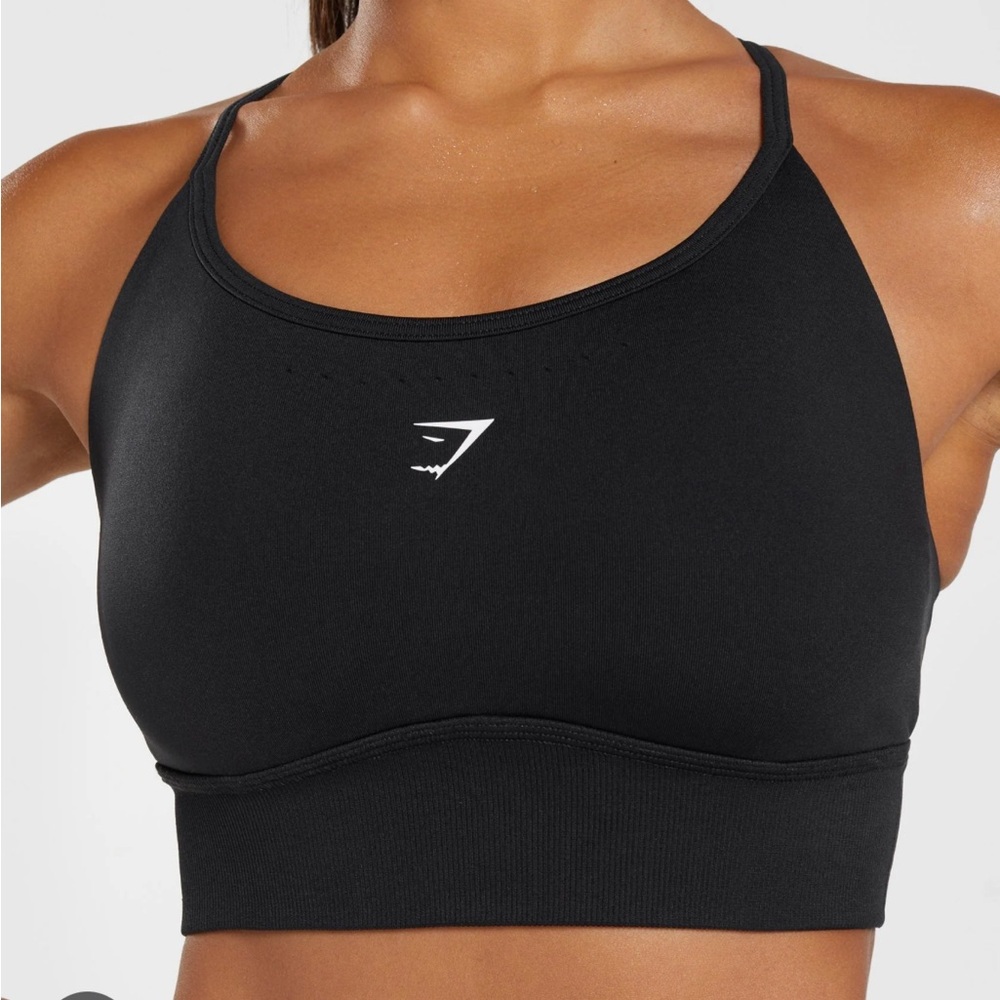 Gymshark Sweat Seamless Longline Sports Bra Top in Black